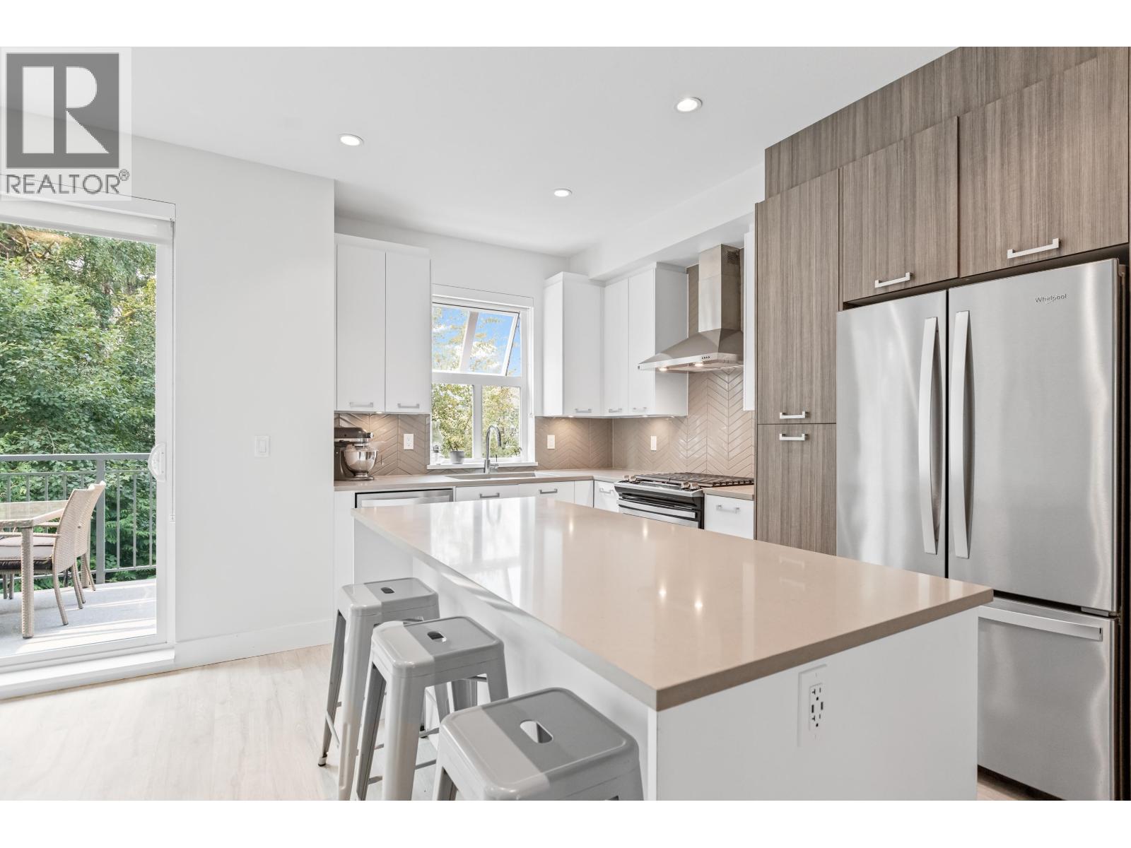 74 24076 112 Avenue Property Photo 6