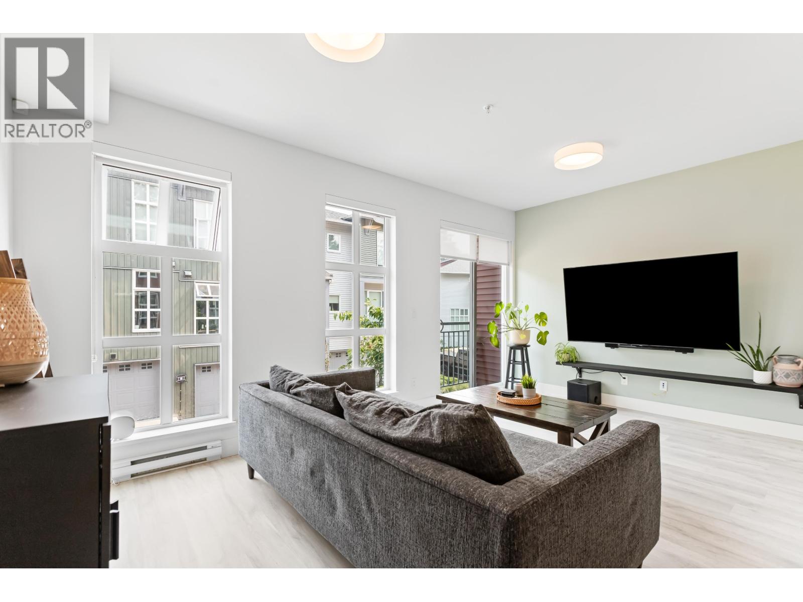 74 24076 112 Avenue Property Photo 18