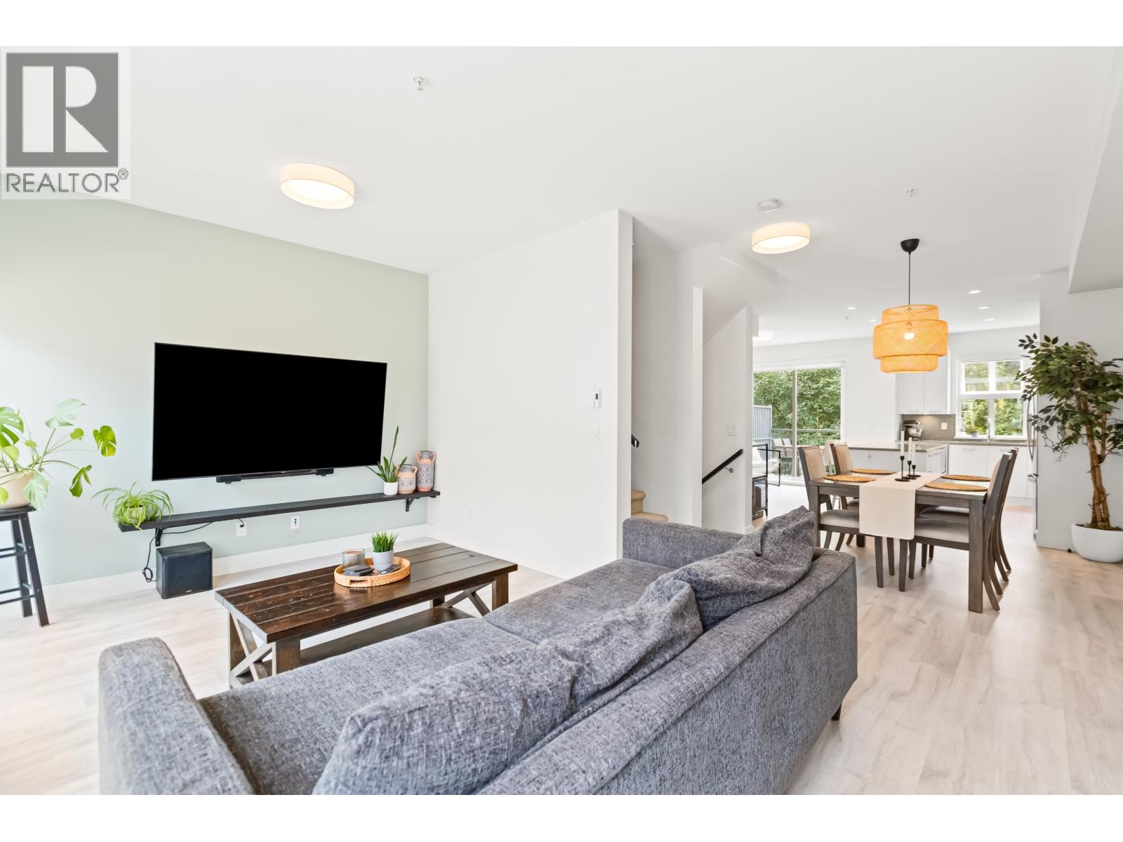 74 24076 112 Avenue Property Photo 20