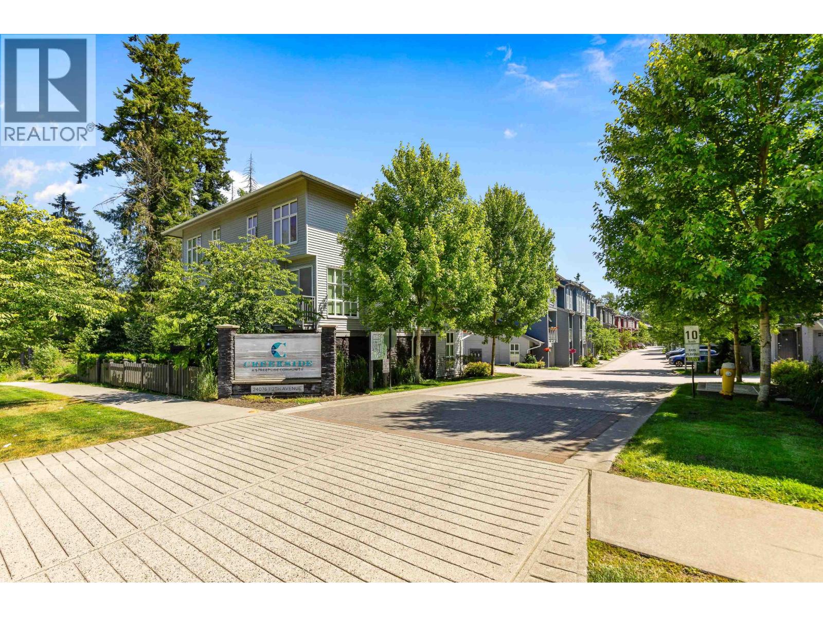 74 24076 112 Avenue Property Photo 37