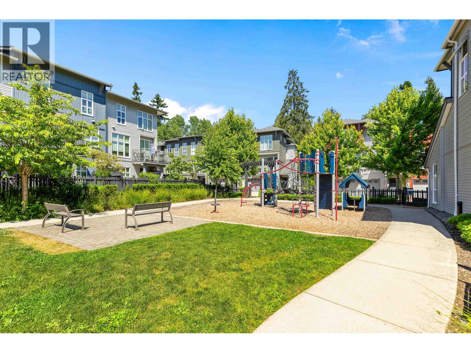 74 24076 112 Avenue Property Photo 40