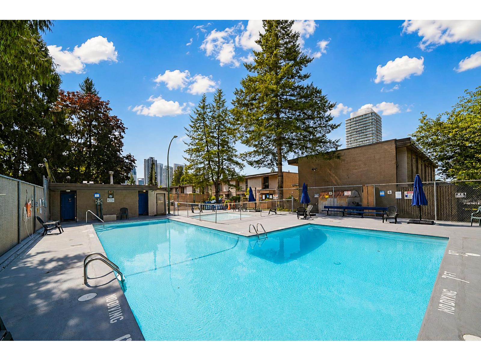 36 13795 102 Avenue Property Photo 11