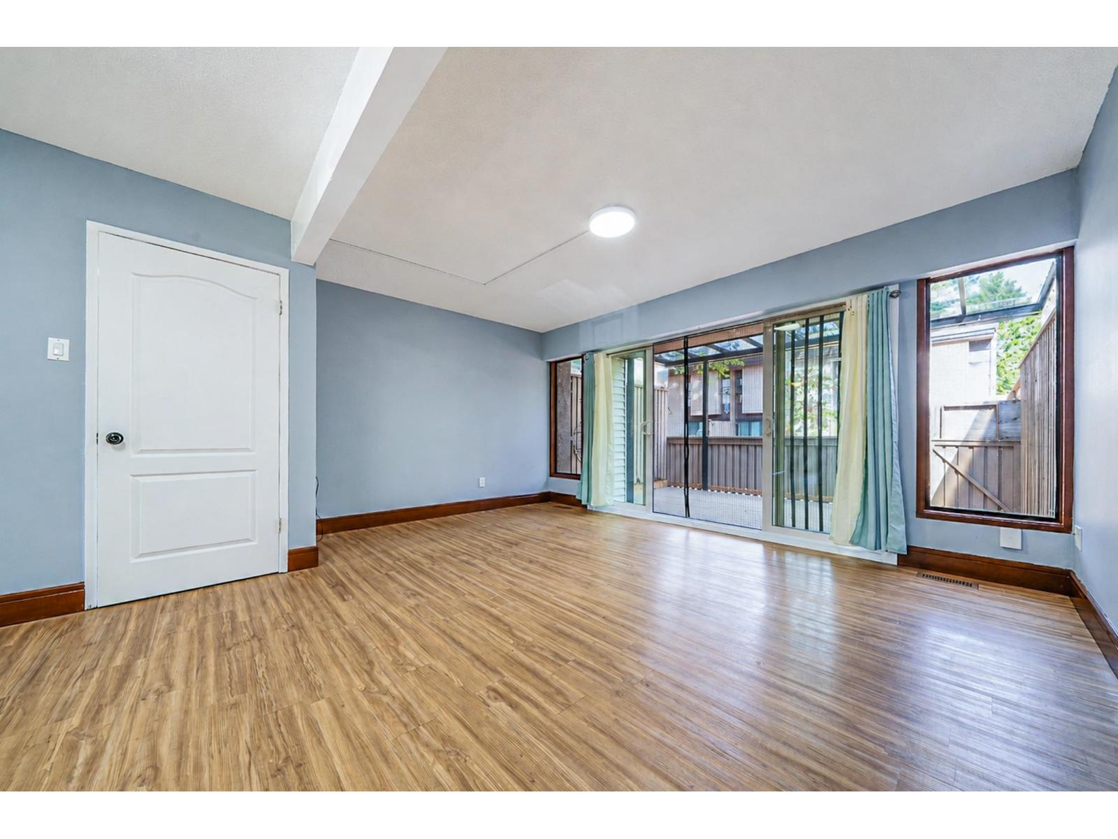 36 13795 102 Avenue Property Photo 12