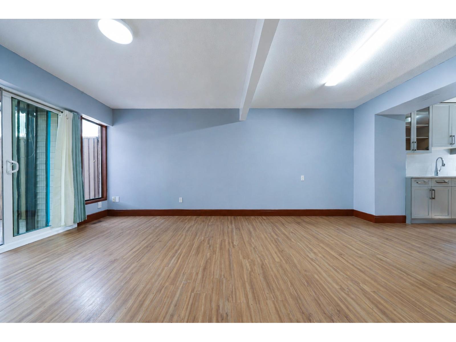 36 13795 102 Avenue Property Photo 14