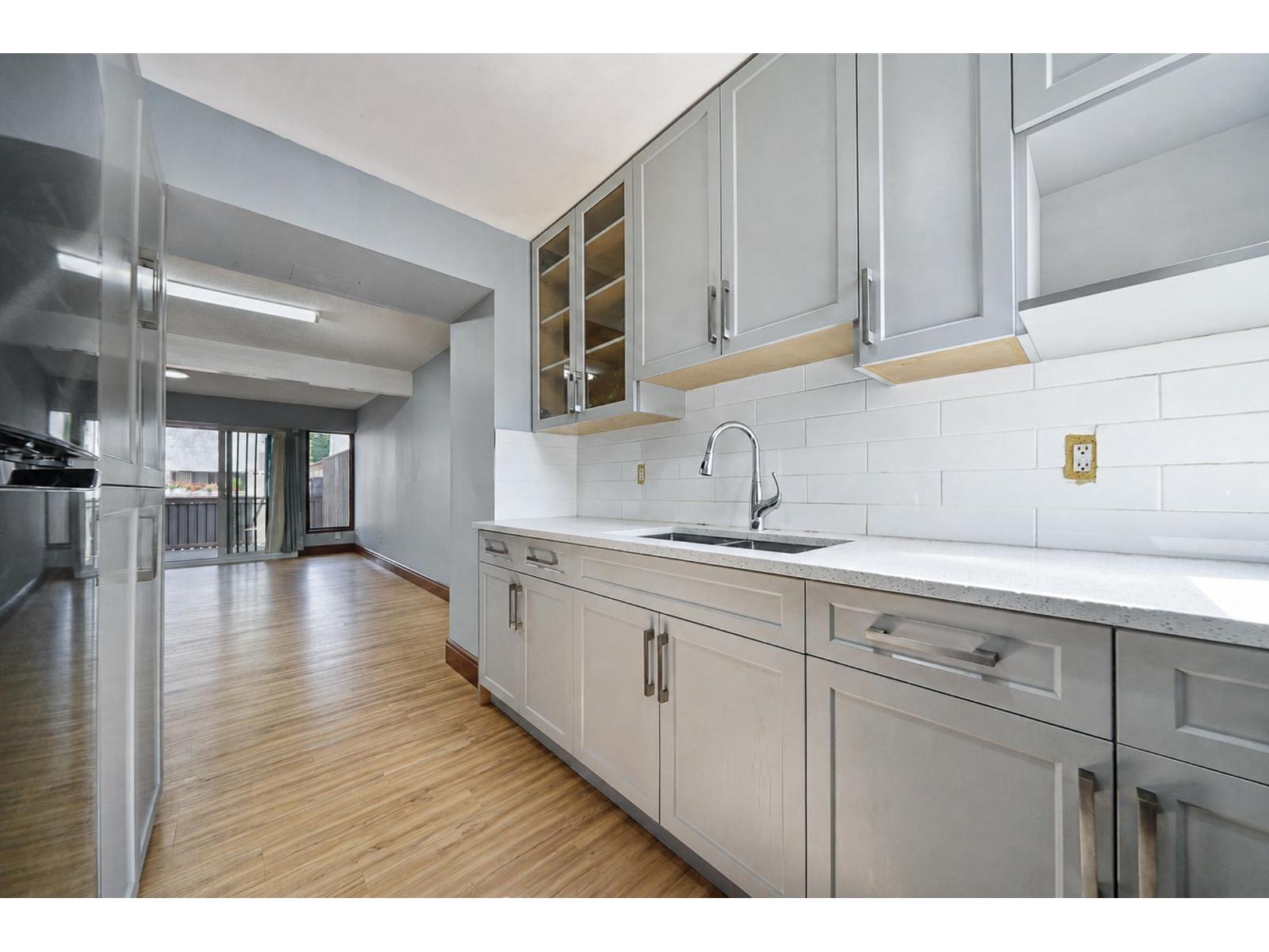 36 13795 102 Avenue Property Photo 18