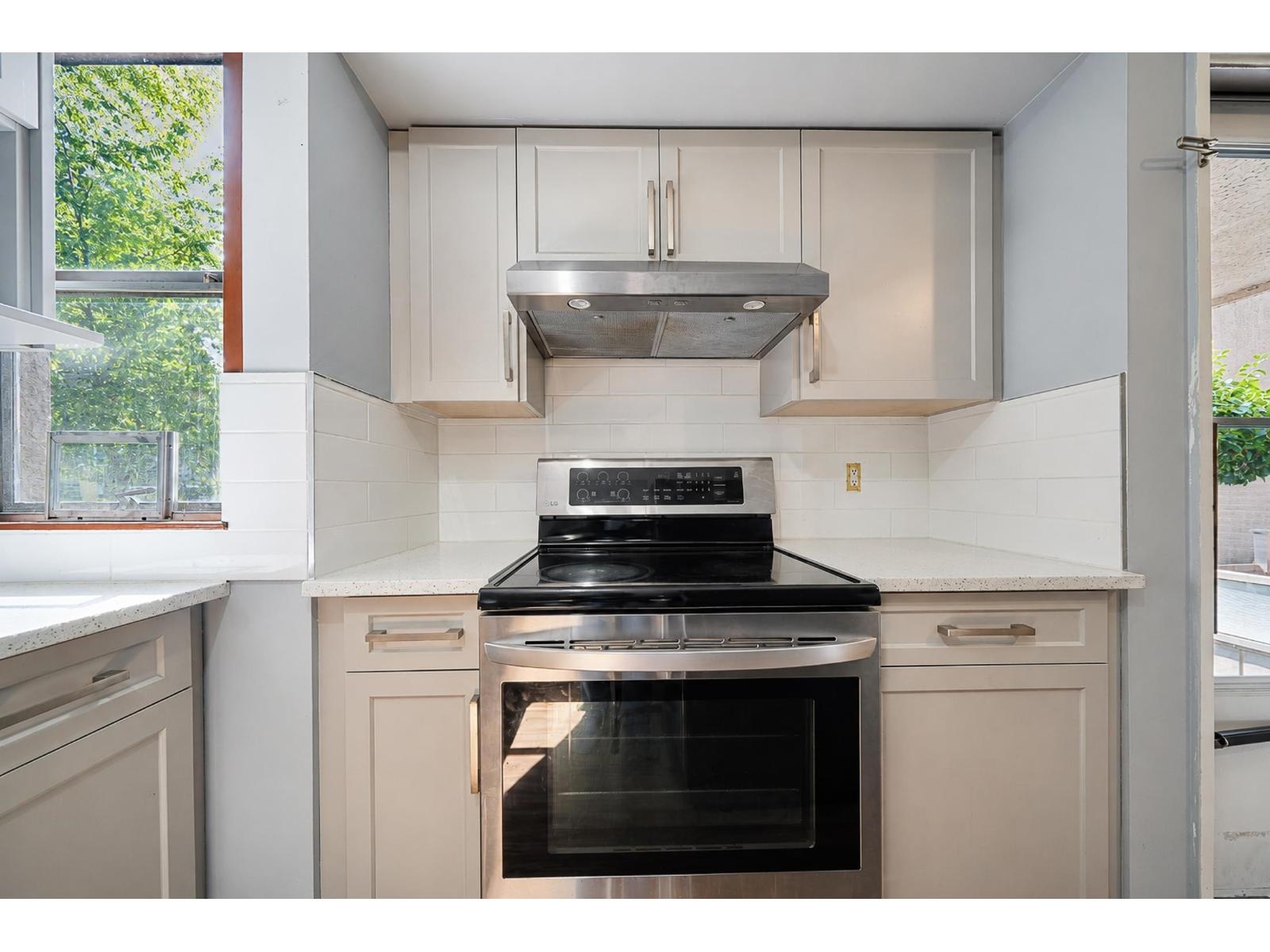 36 13795 102 Avenue Property Photo 19