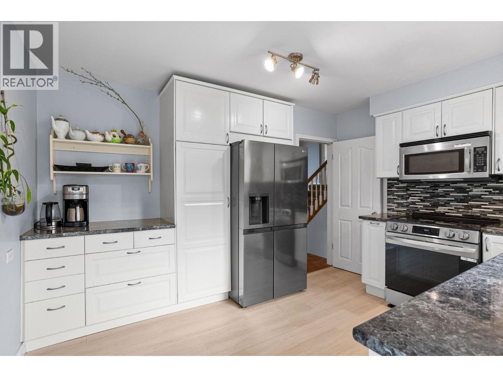 3020 Thorncliffe Drive Property Photo 13