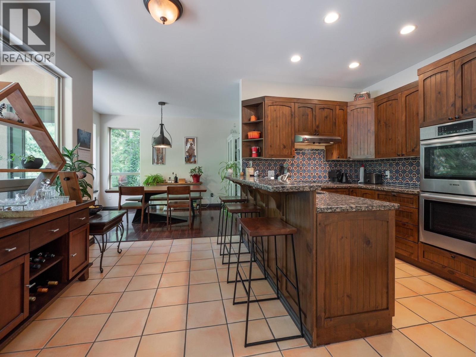 5836 Marine Way Property Photo 9