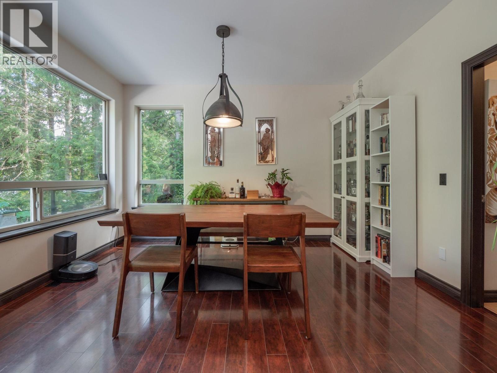 5836 Marine Way Property Photo 10