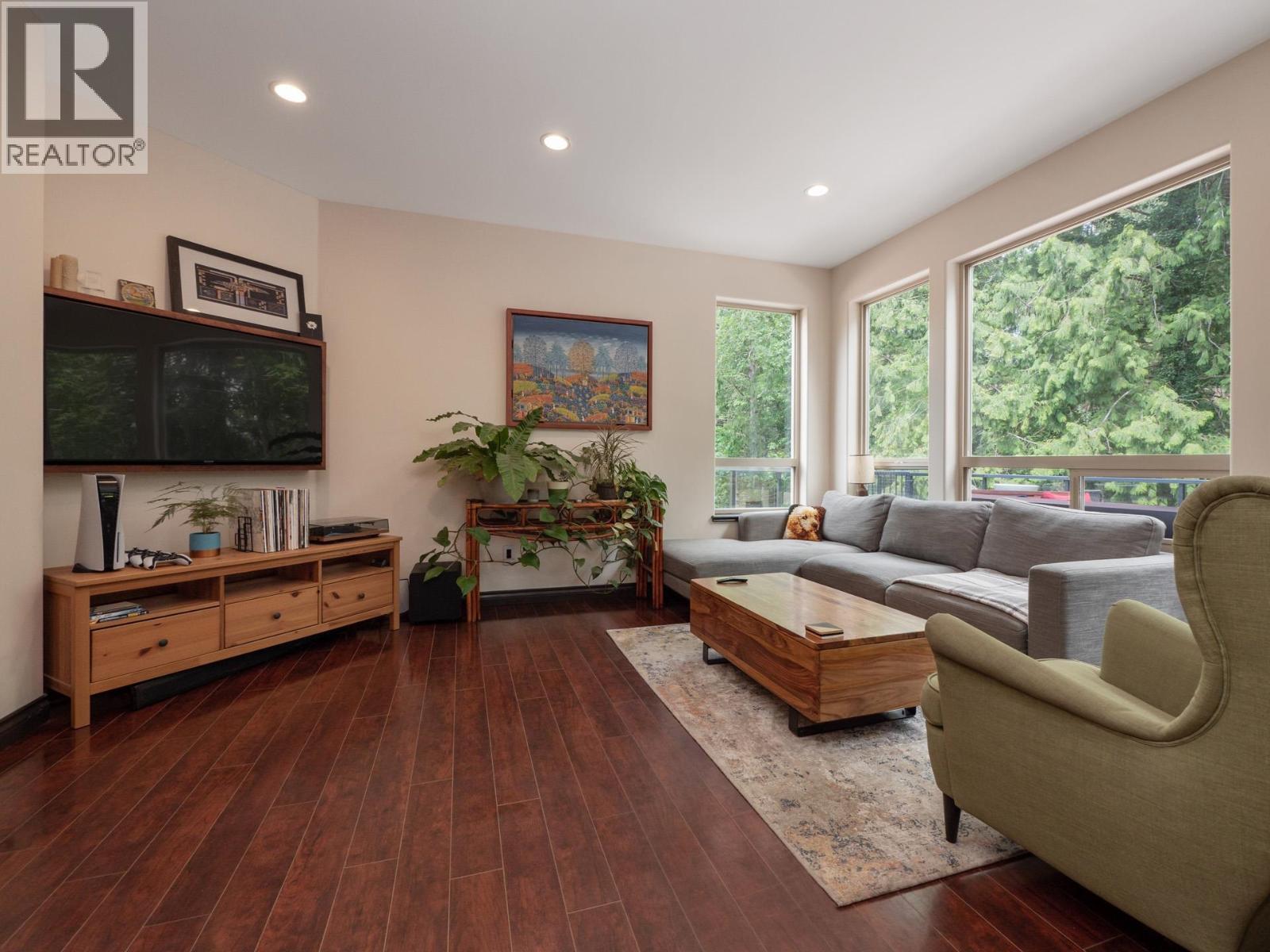 5836 Marine Way Property Photo 13