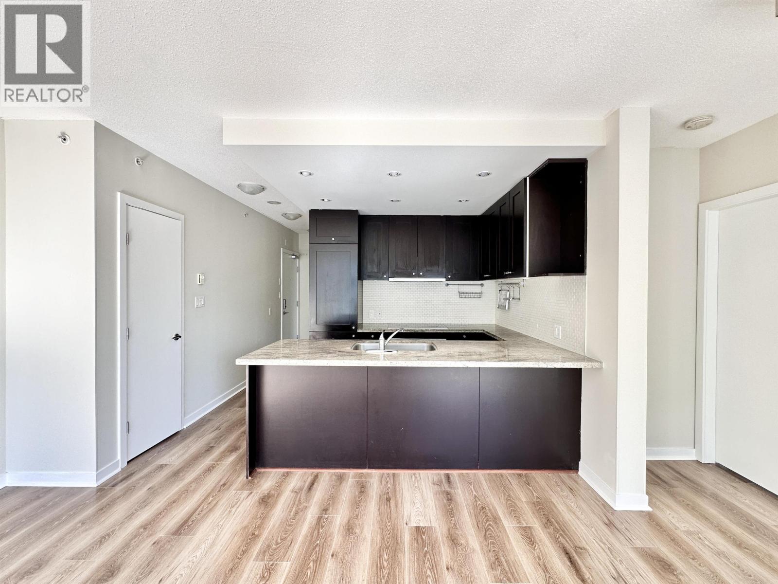 707 821 Cambie Street Property Photo 1