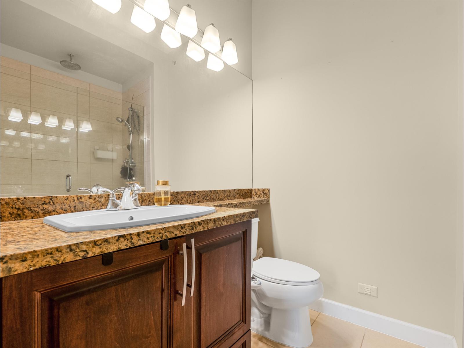 32 20738 84 Avenue Property Photo 11