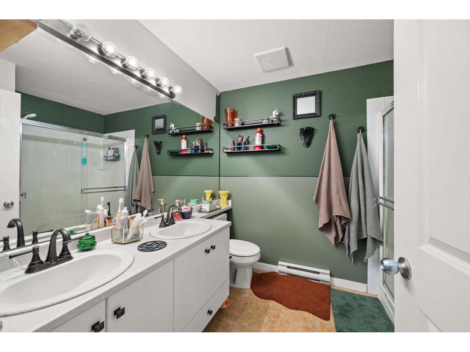 37 20460 66 Avenue Property Photo 21
