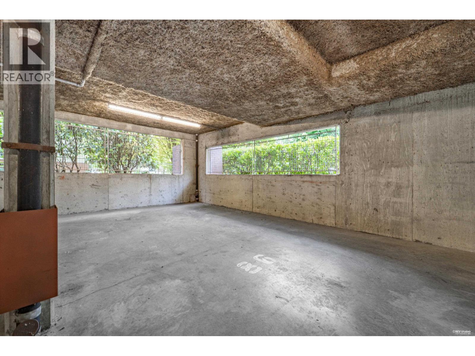 151 8600 Lansdowne Road Property Photo 26