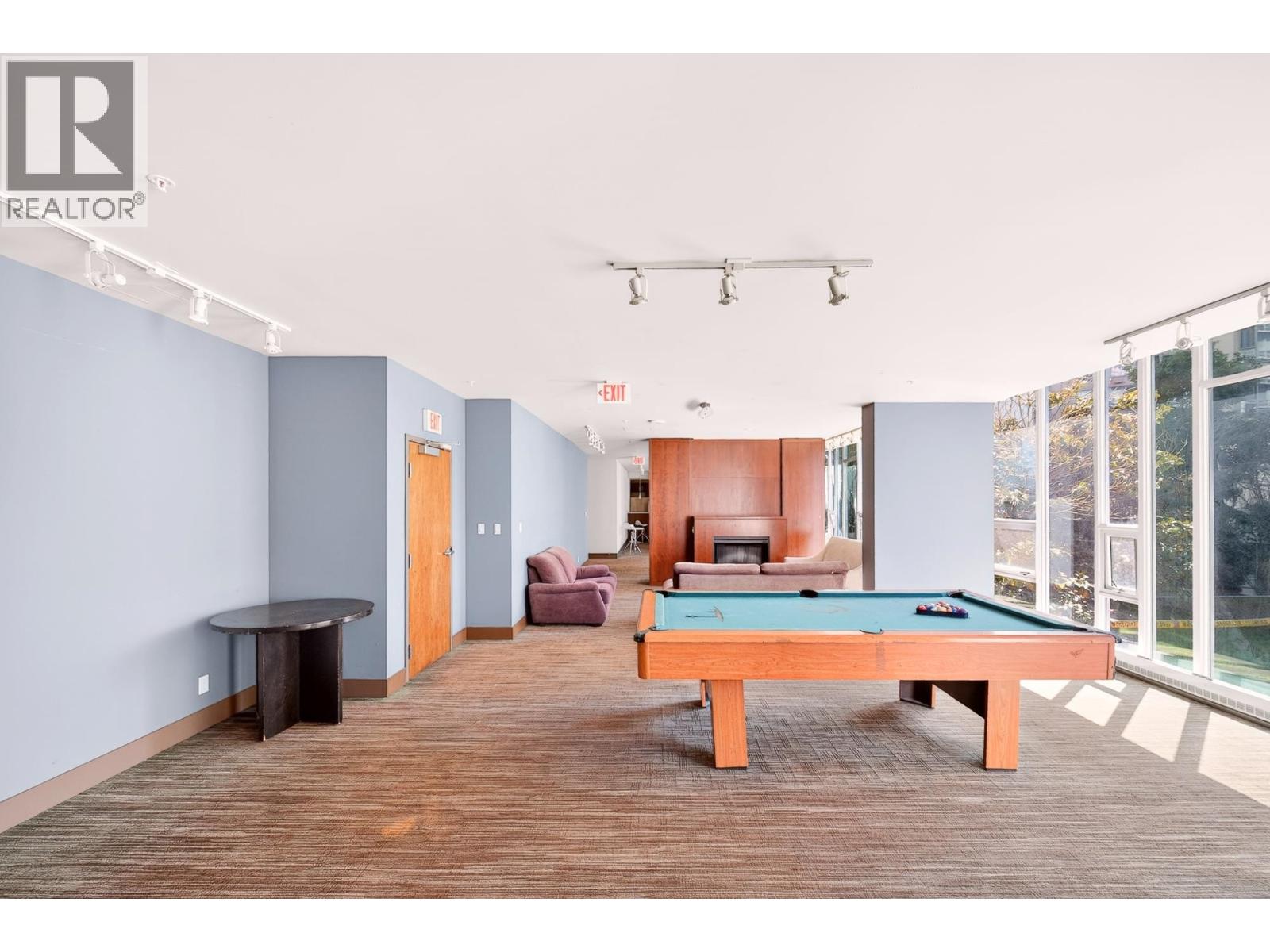606 8280 Lansdowne Road Property Photo 22