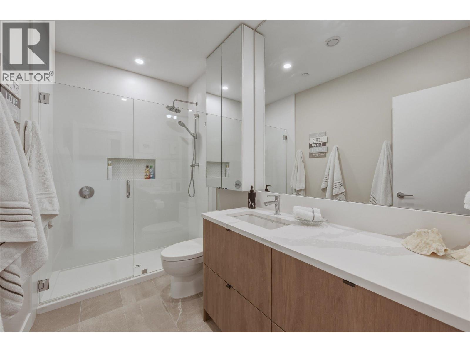 16 4000 Sunstone Way Property Photo 23