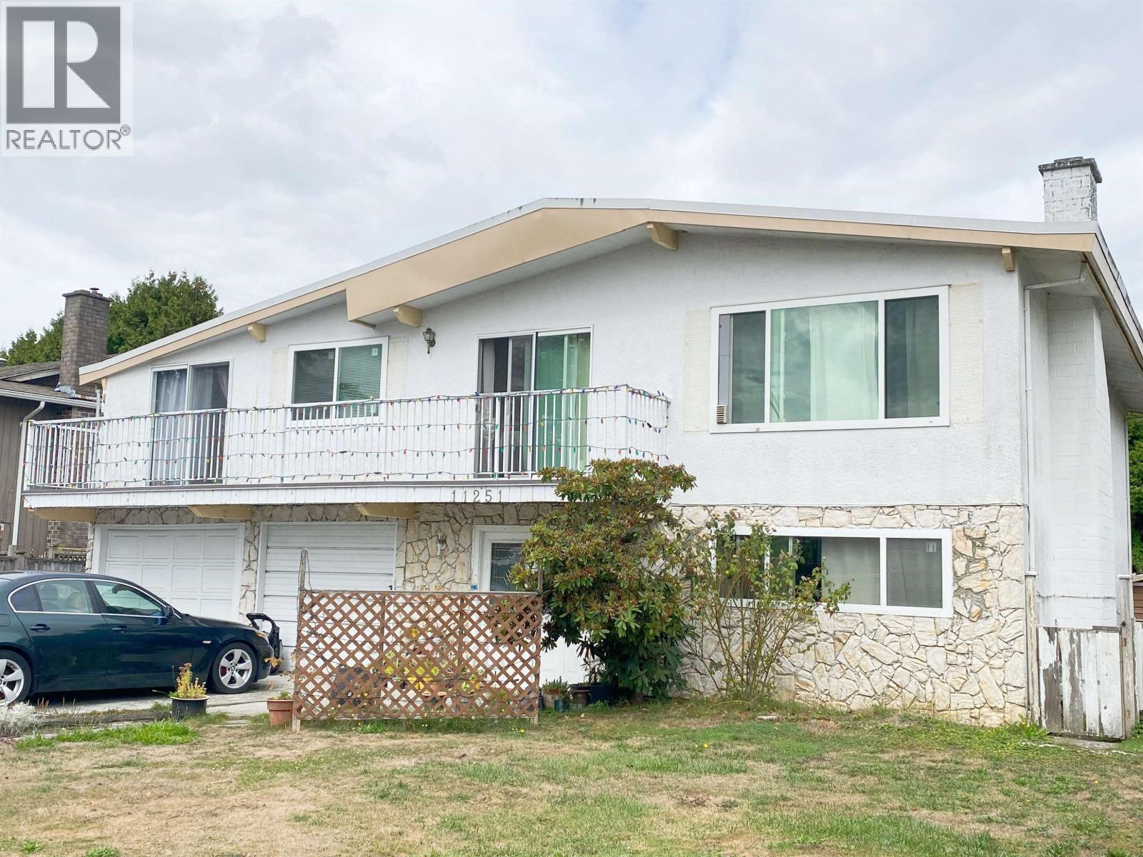11251 SEAPORT AVENUE