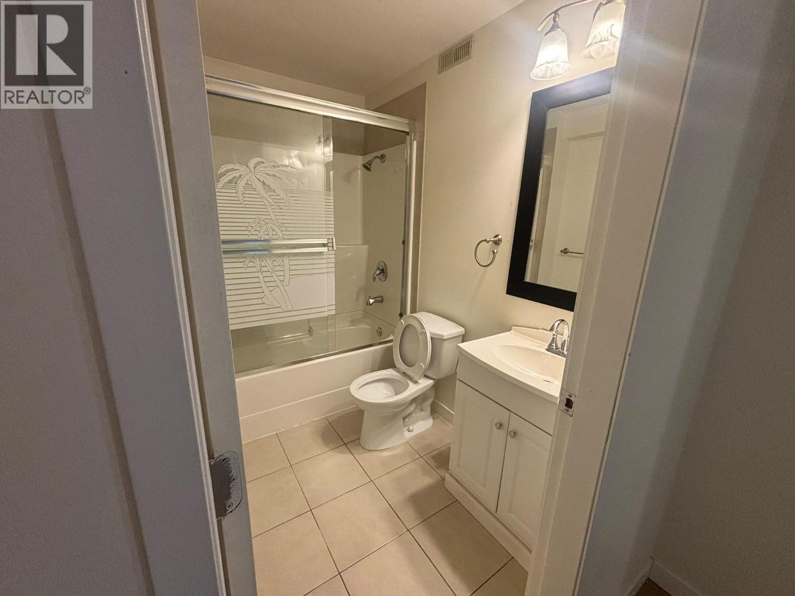 10442 Tamarack Crescent Property Photo 34