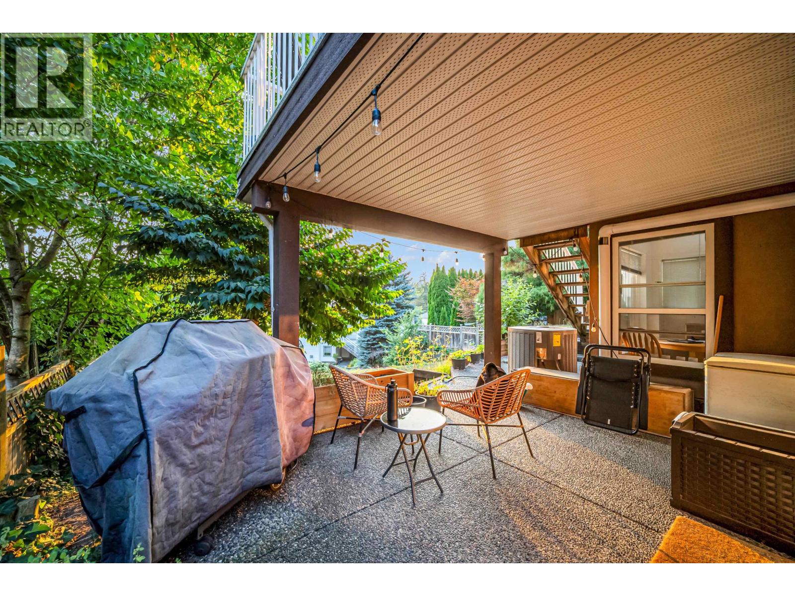 10442 Tamarack Crescent Property Photo 37