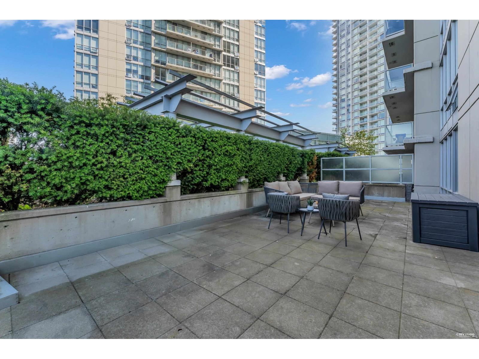 209 9981 Whalley Boulevard Property Photo 22