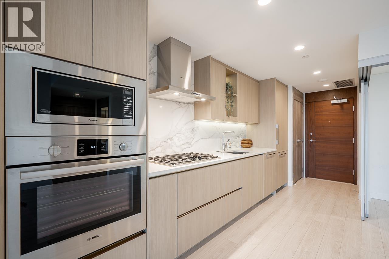 2208 4890 Lougheed Highway Property Photo 12
