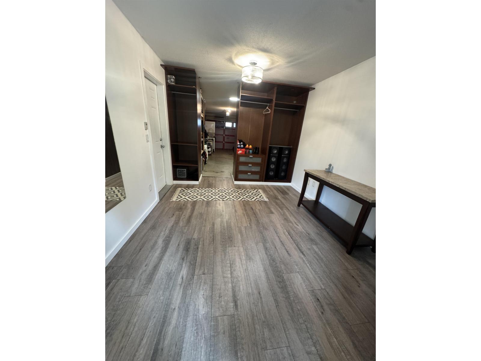 17 20159 68 Avenue Property Photo 32
