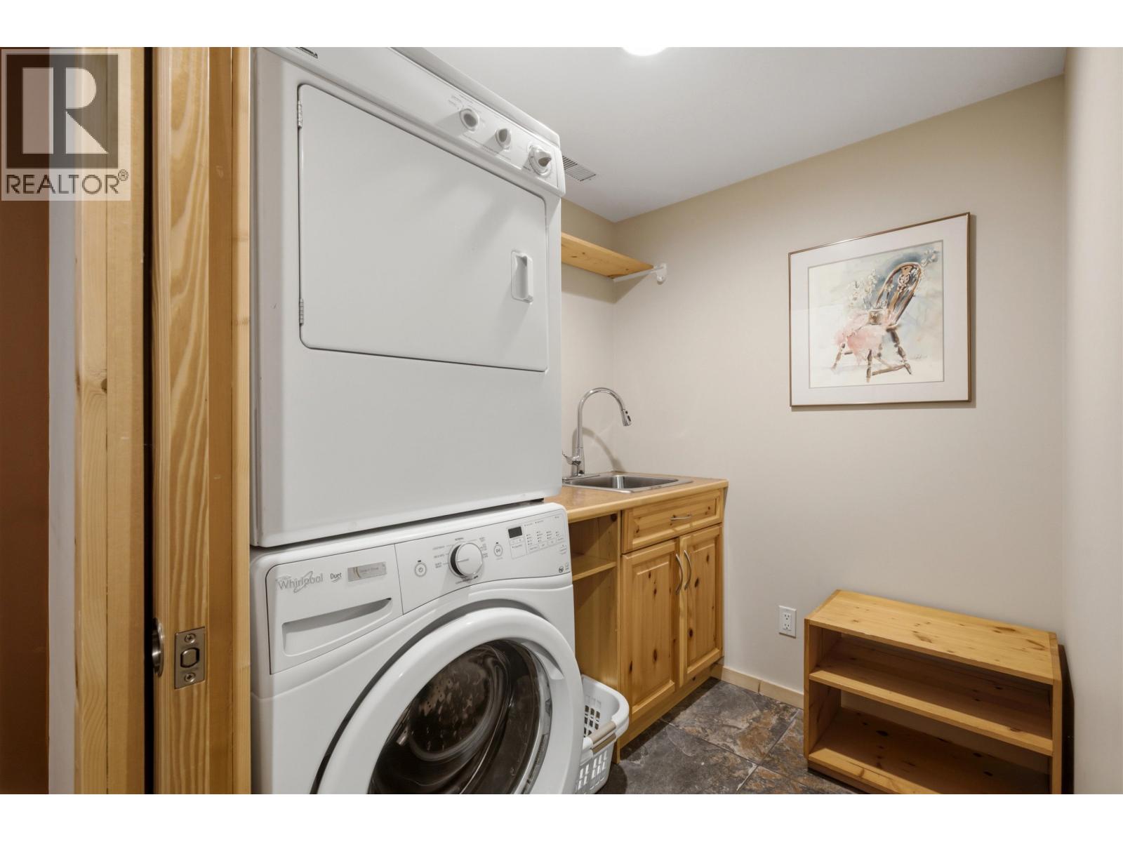 2635 Basaraba Road Property Photo 27