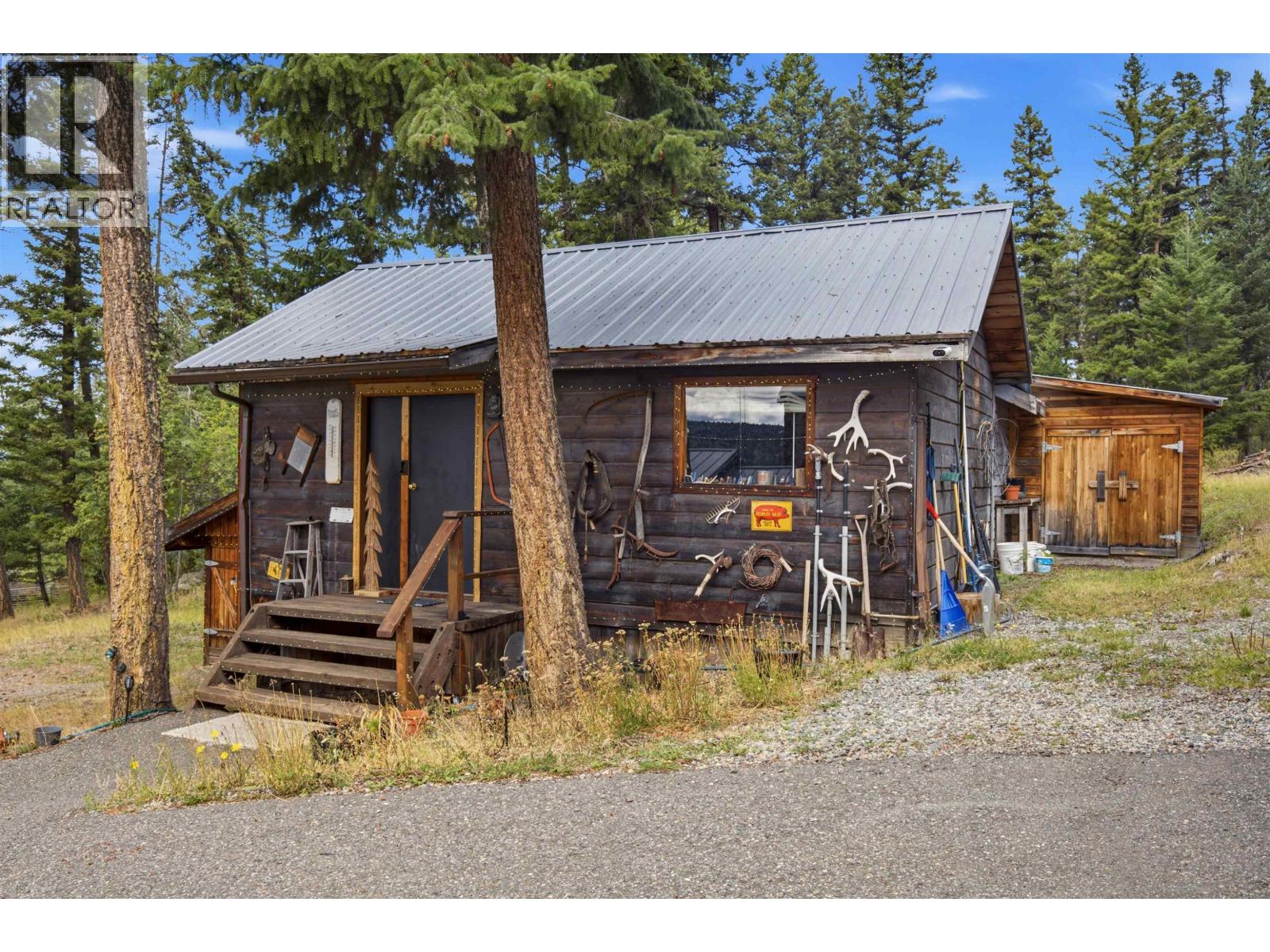 2635 Basaraba Road Property Photo 36