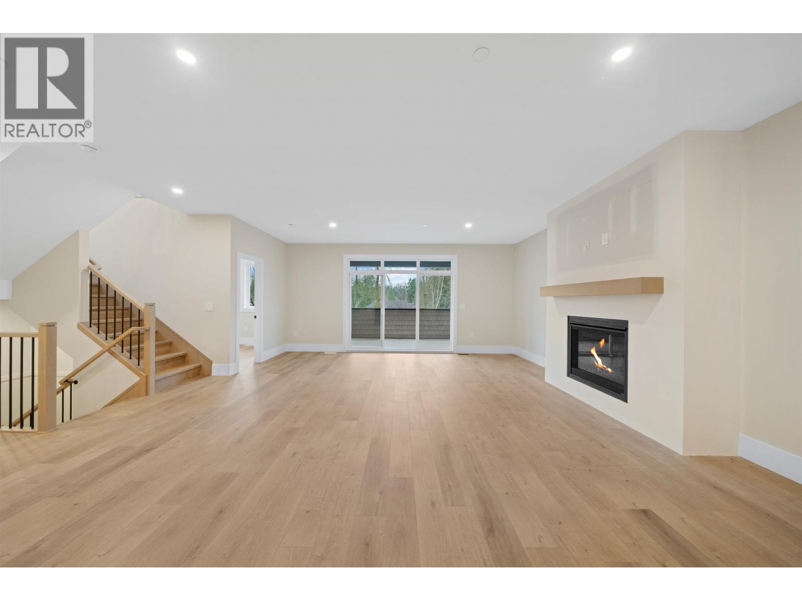 13586 Foreman Drive Property Photo 11