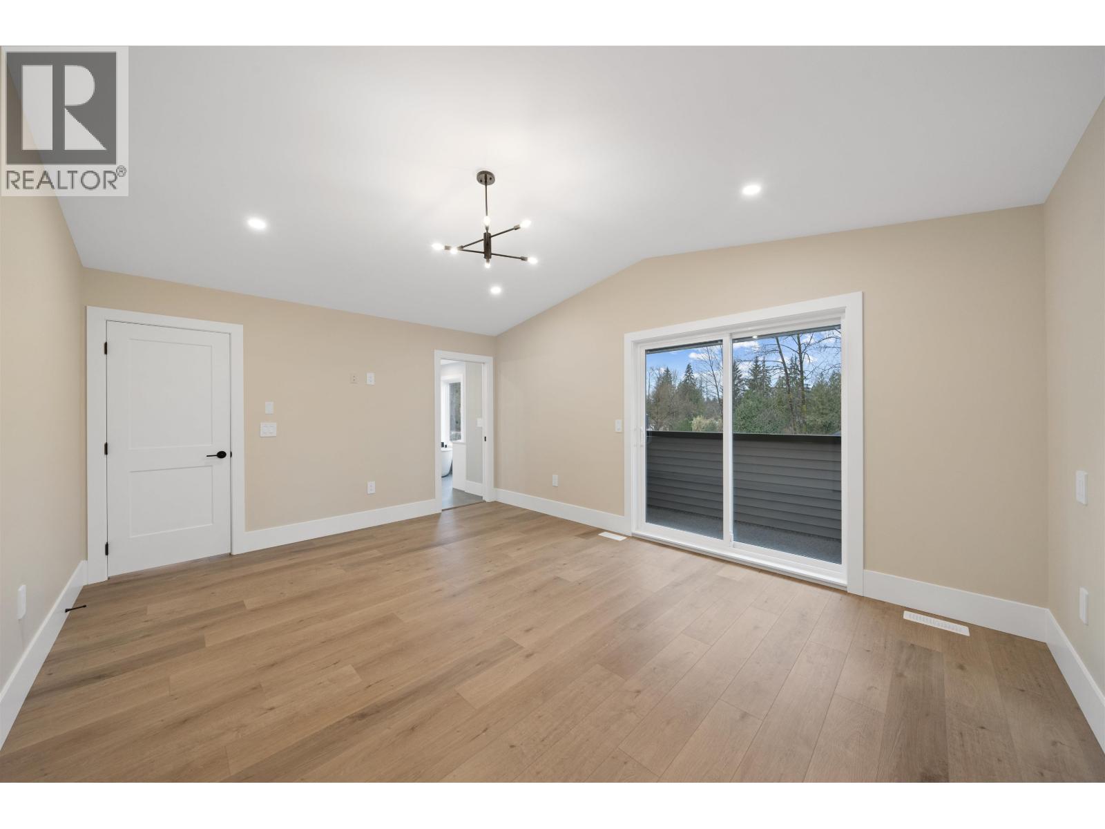 13586 Foreman Drive Property Photo 23