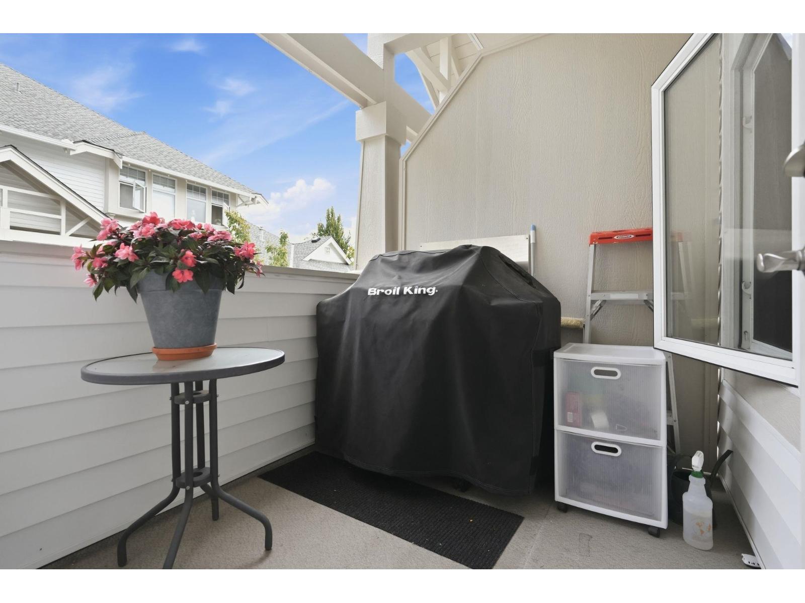 24 15037 58 Avenue Property Photo 11