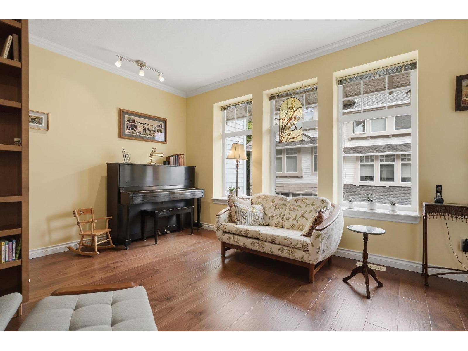 24 15037 58 Avenue Property Photo 12