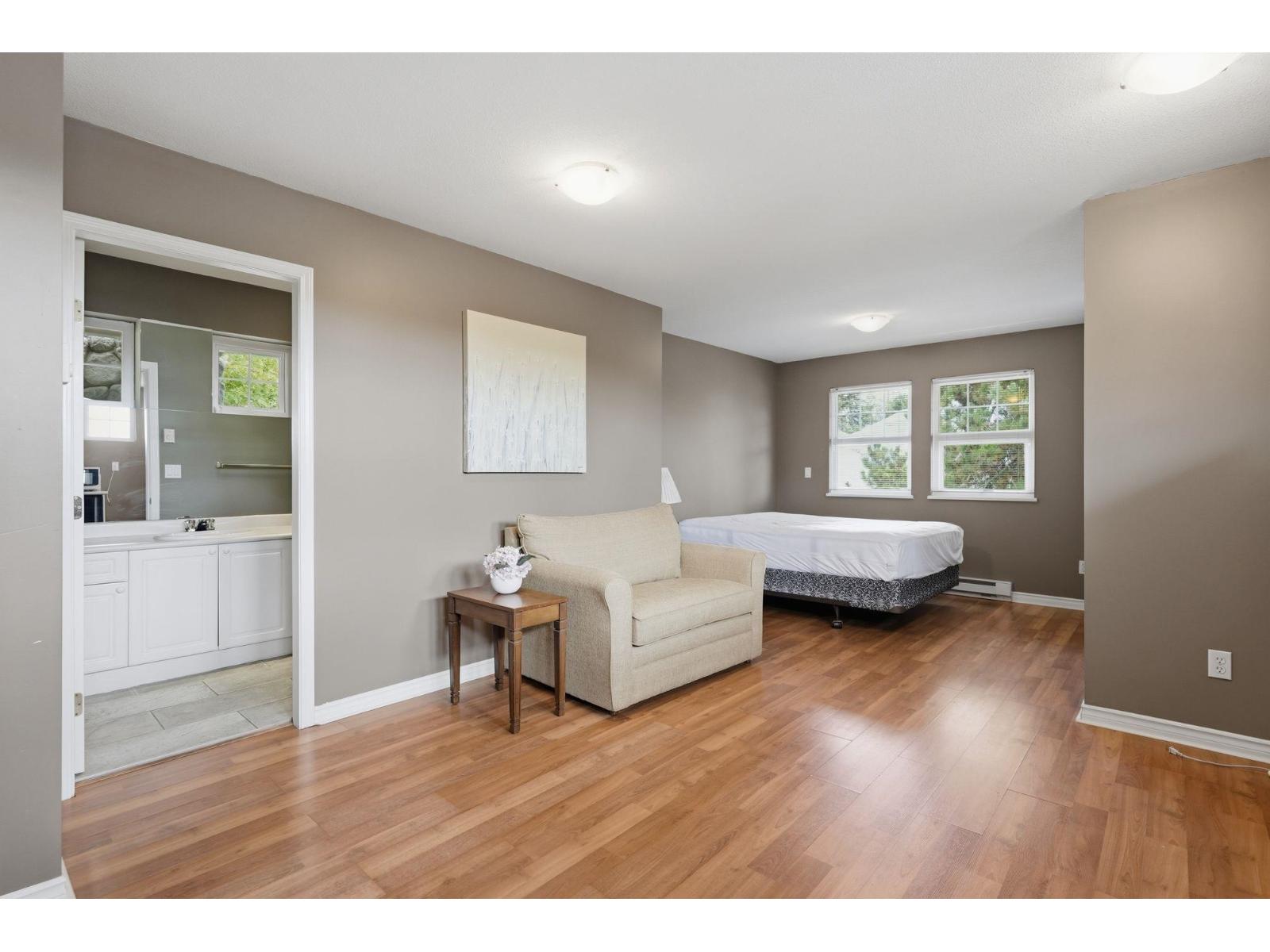 24 15037 58 Avenue Property Photo 37