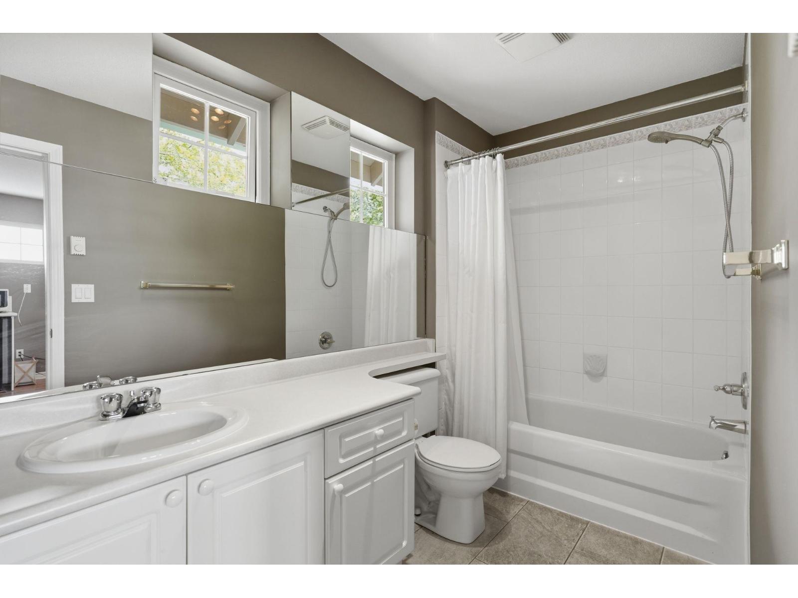 24 15037 58 Avenue Property Photo 39