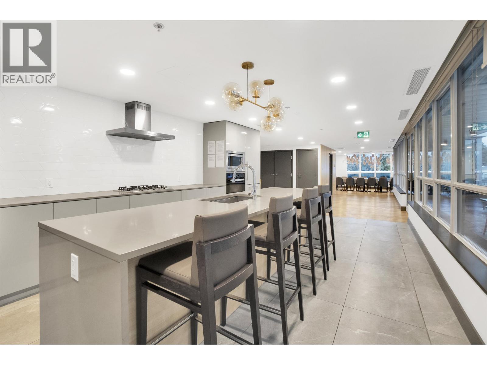 1302 1675 Lions Gate Lane Property Photo 27