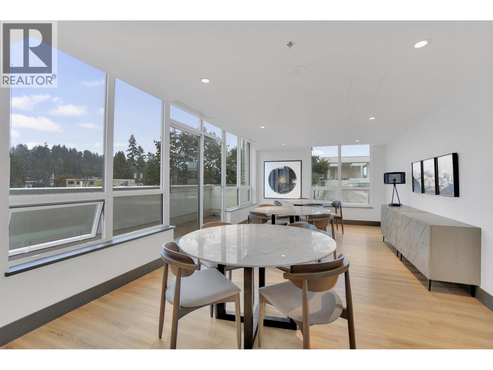 1302 1675 Lions Gate Lane Property Photo 31