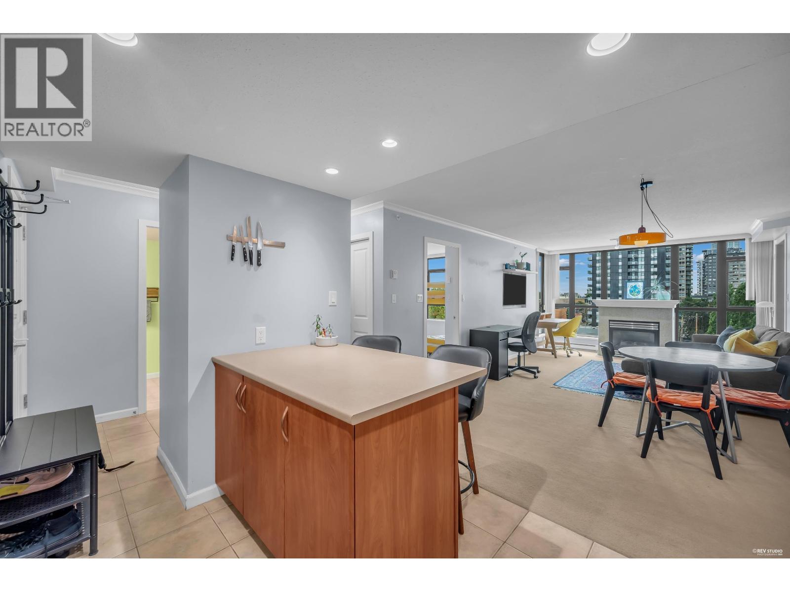 804 615 Hamilton Street Property Photo 3