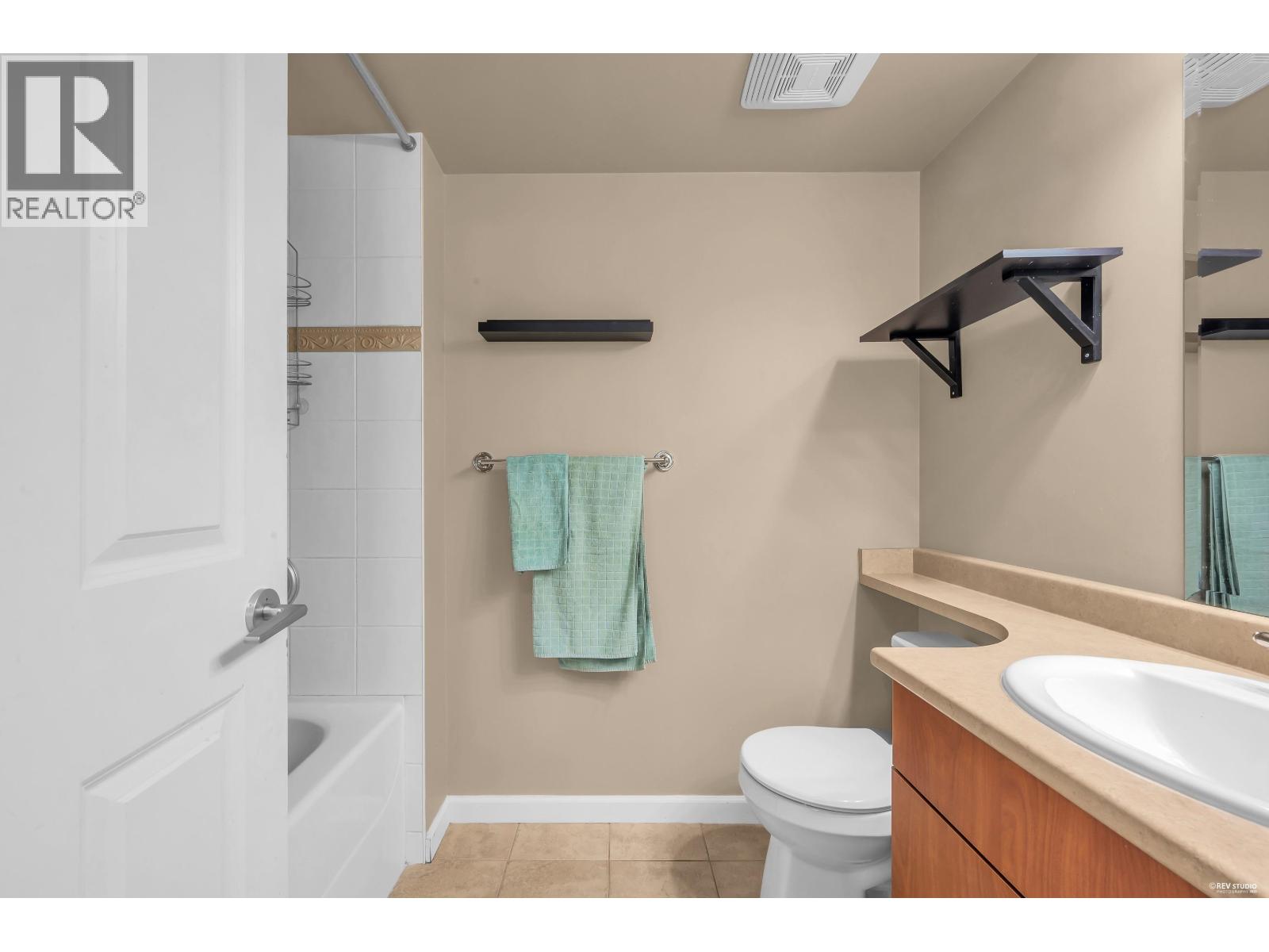 804 615 Hamilton Street Property Photo 11