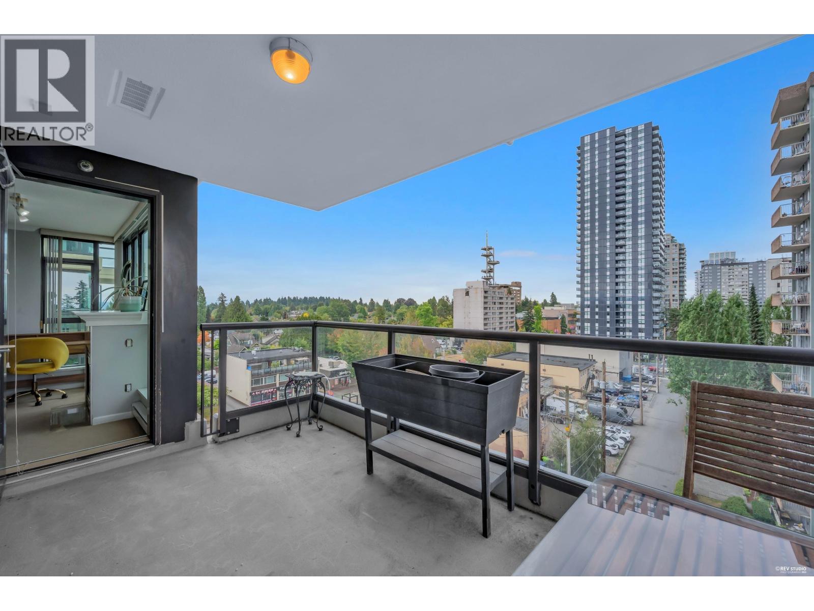 804 615 Hamilton Street Property Photo 17
