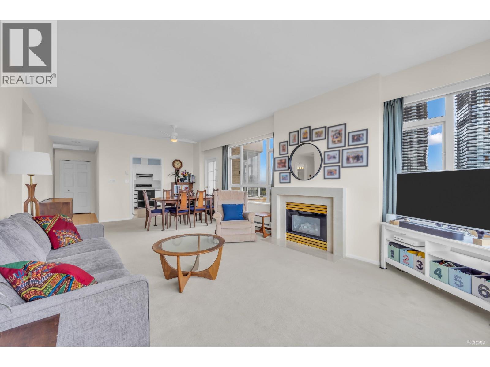 901 6521 Bonsor Avenue Property Photo 5