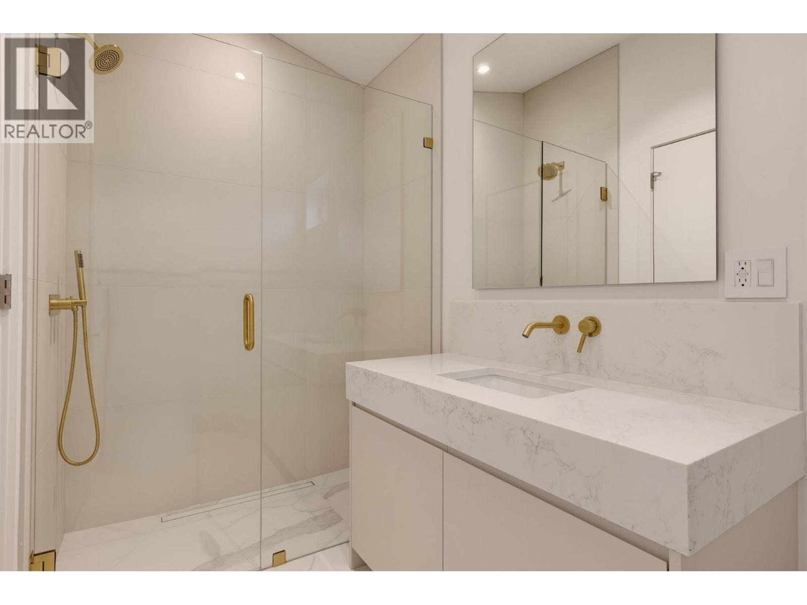 2 3617 W 12th Avenue Property Photo 22