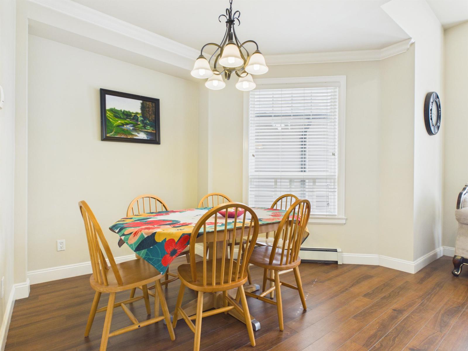 14585 59a Avenue Property Photo 4
