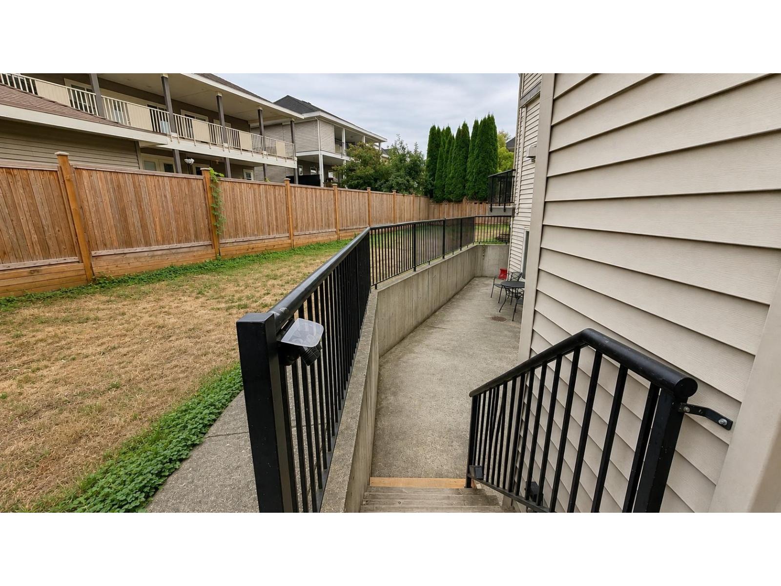 14585 59a Avenue Property Photo 28