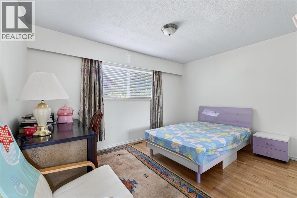 9491 SEACOTE ROAD Property Photo 1