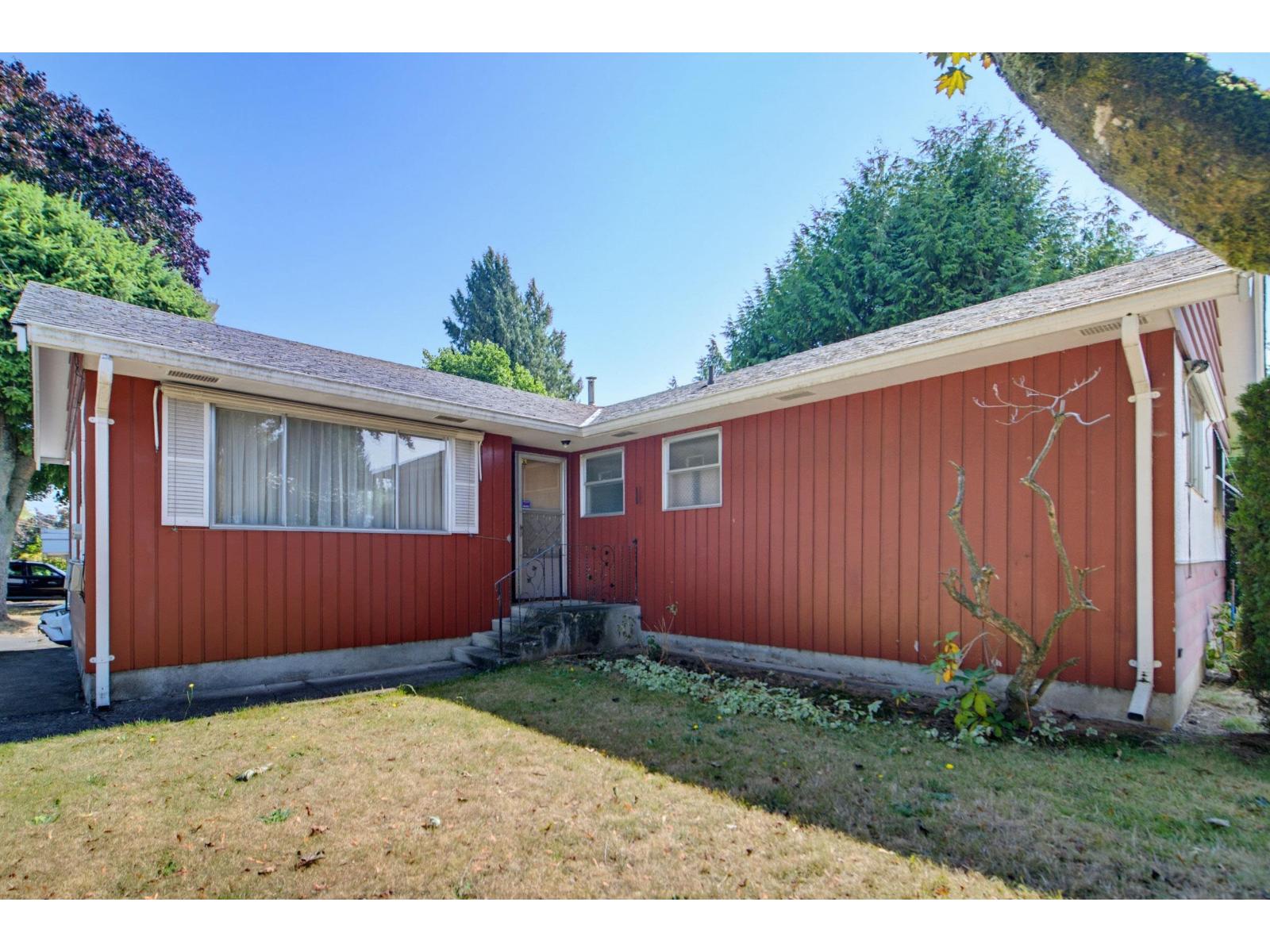 32712 Bevan Avenue Property Photo 4