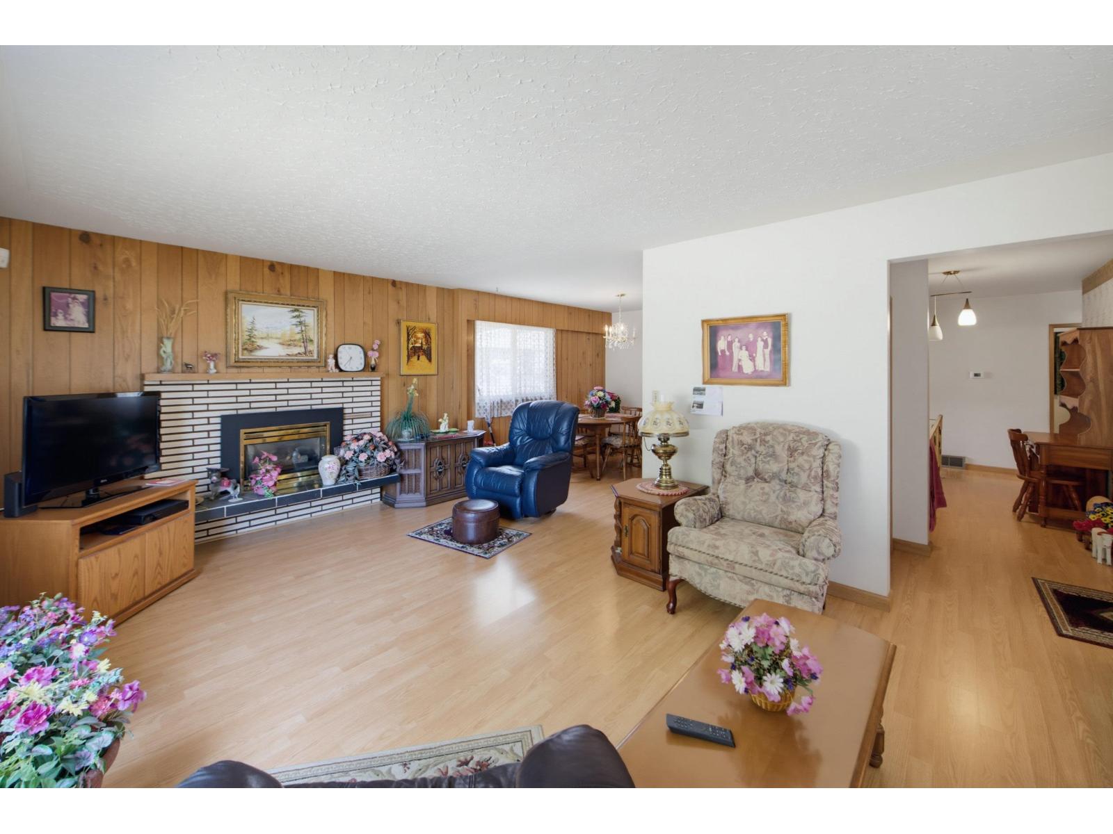 32712 Bevan Avenue Property Photo 7