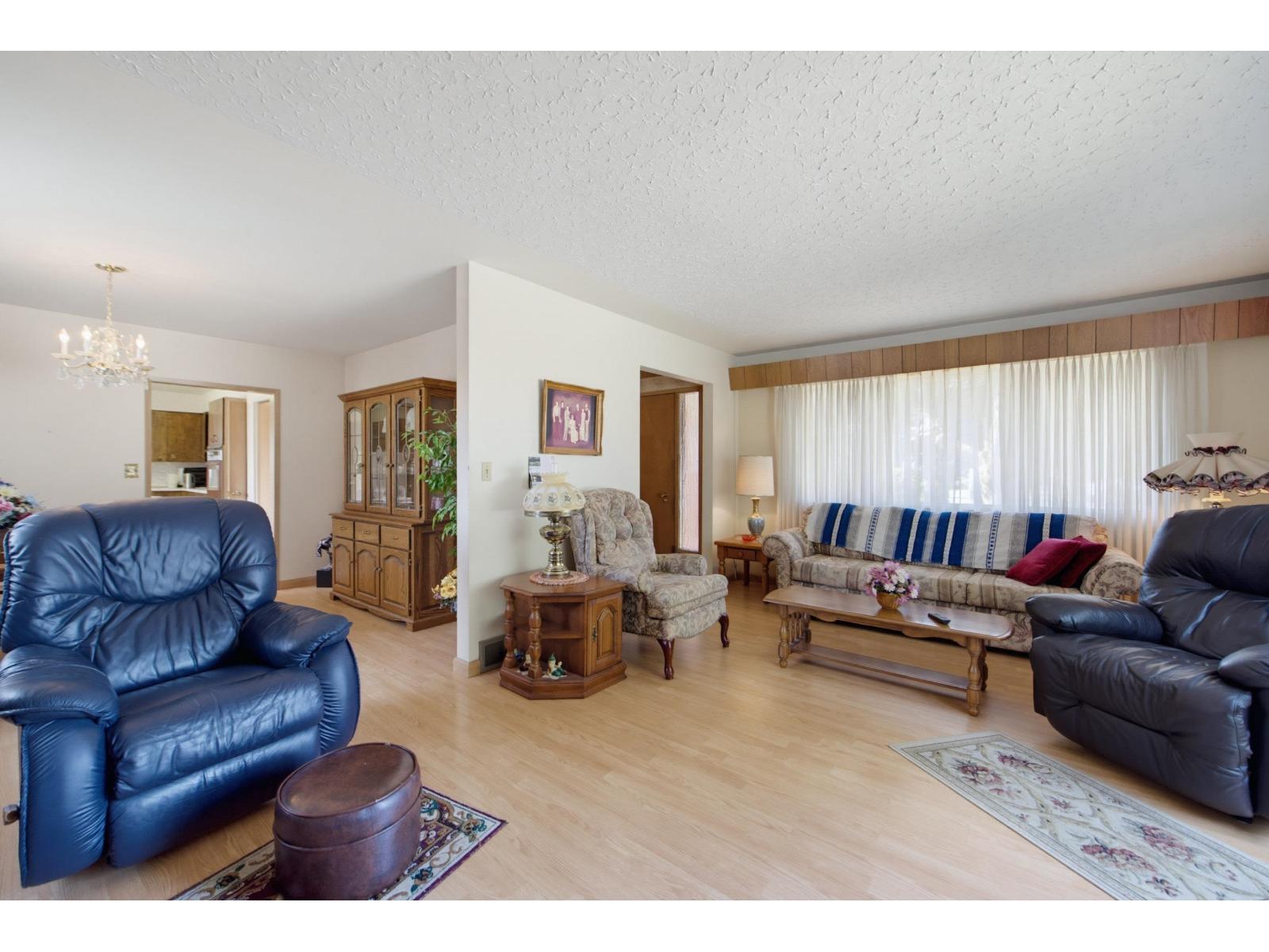32712 Bevan Avenue Property Photo 9