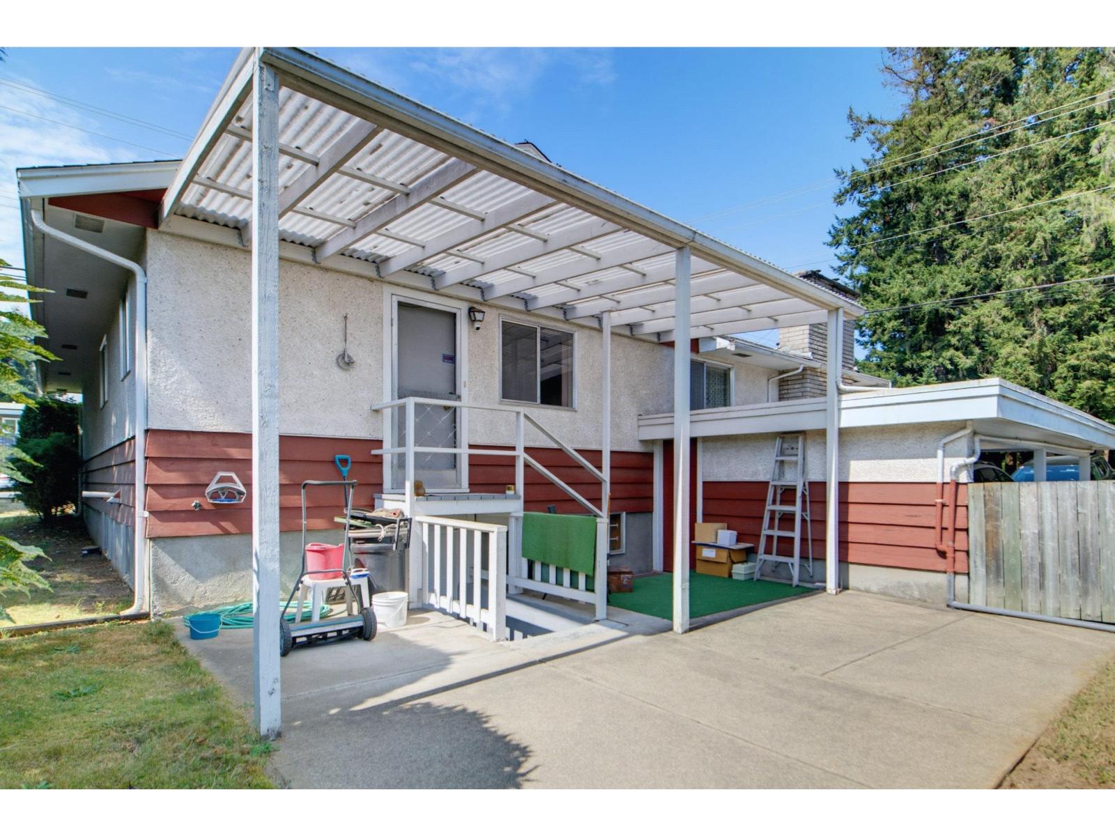 32712 Bevan Avenue Property Photo 38