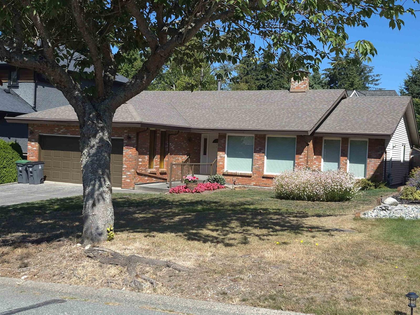 12719 17a Avenue Property Photo 1