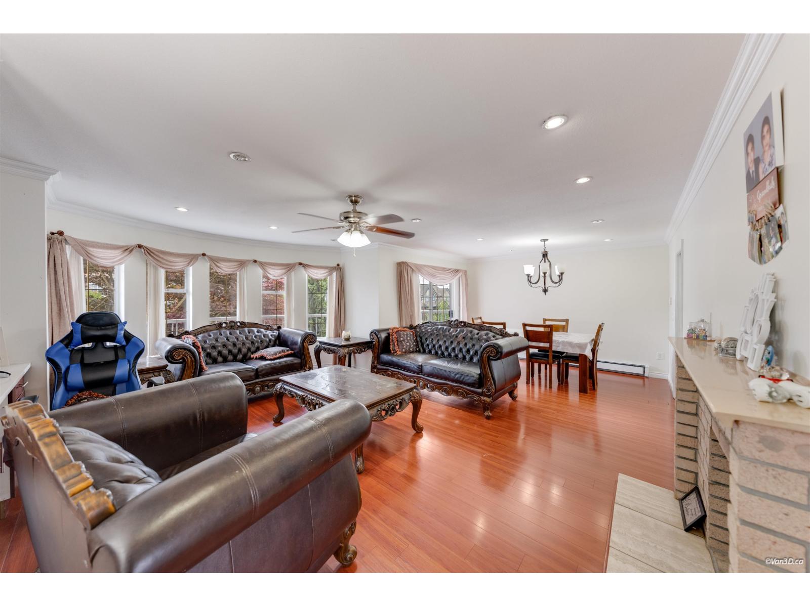 7069 144 Street Property Photo 11